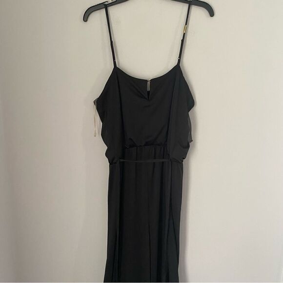 DKNY Women’s Sleeveless Black Wide Leg High Neck Jumpsuit Size 8 - Picture 5 of 6